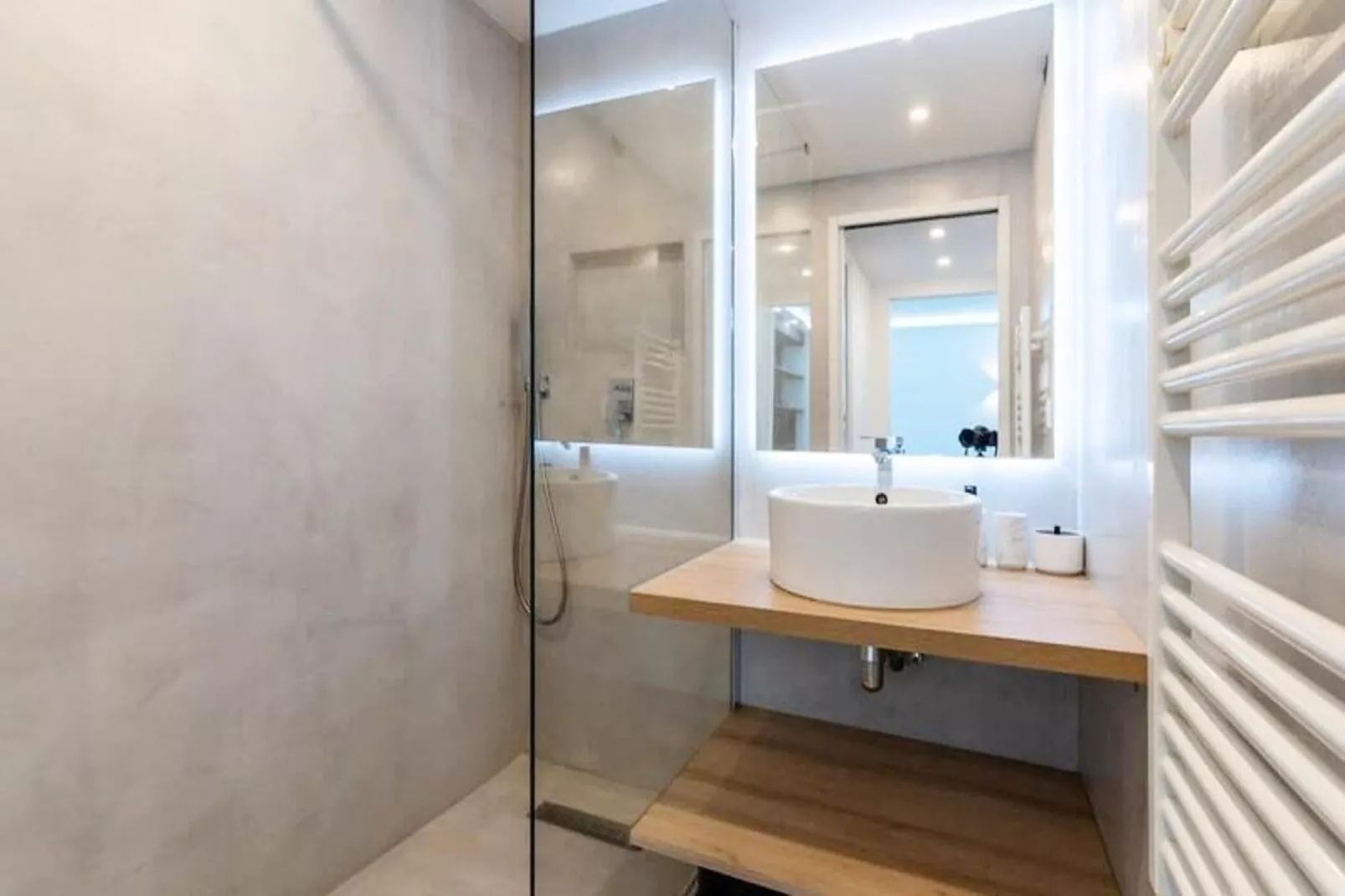 Résidence Sublime T2  Pour 4 Personnes, R&eacute;nov&eacute; Avec Piscine Tennis Parking Wifi-Badezimmer