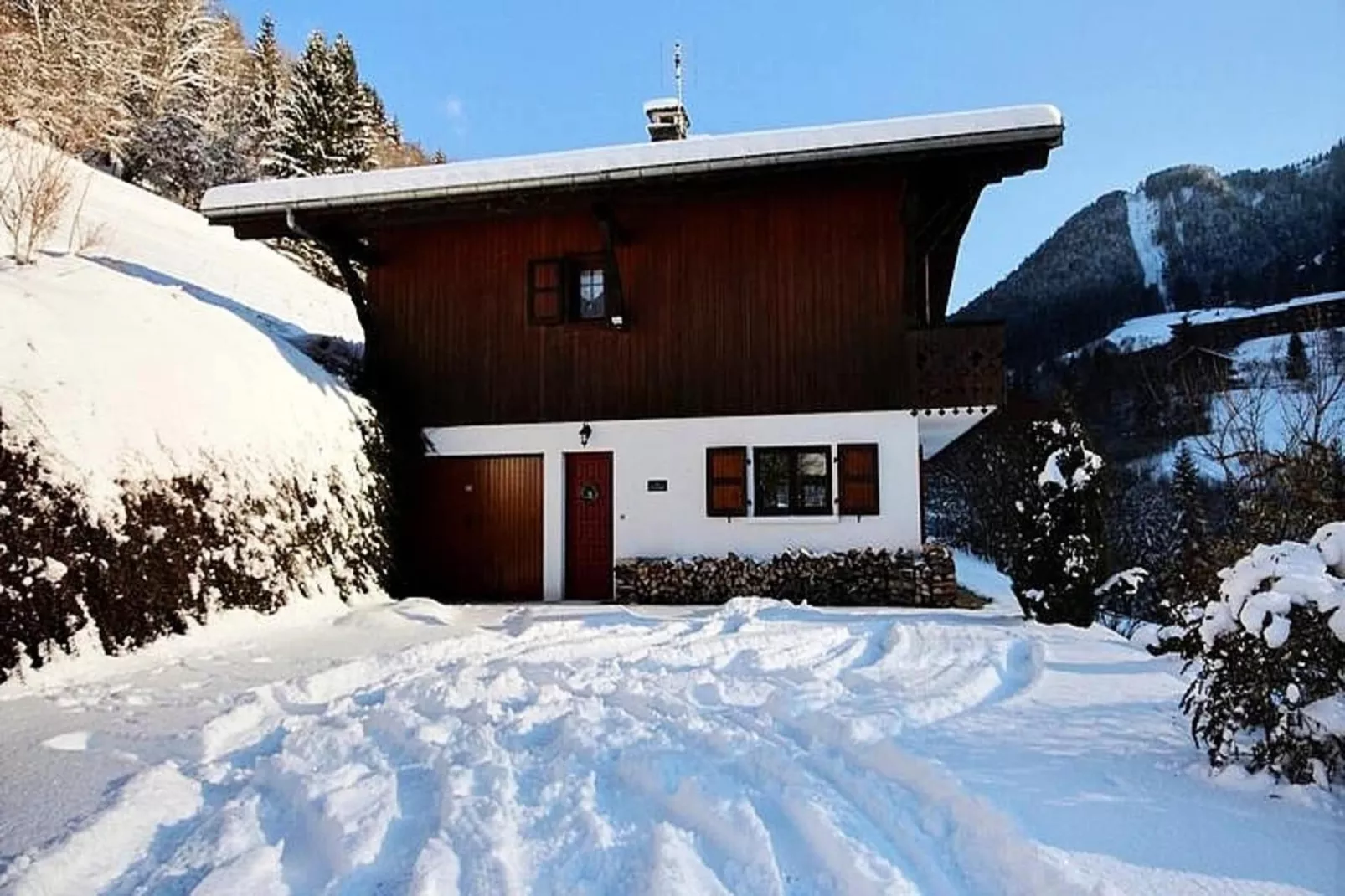 Chalets à Saint Jean d'Aulps-Extérieur hiver