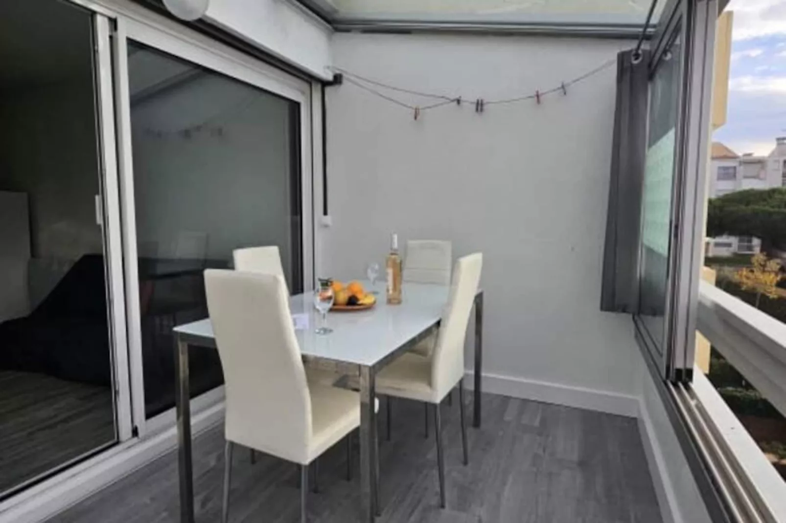 Résidence La Fleur De Roseau 200m De La Plage, 300 M Des Commerces-Image-tags.