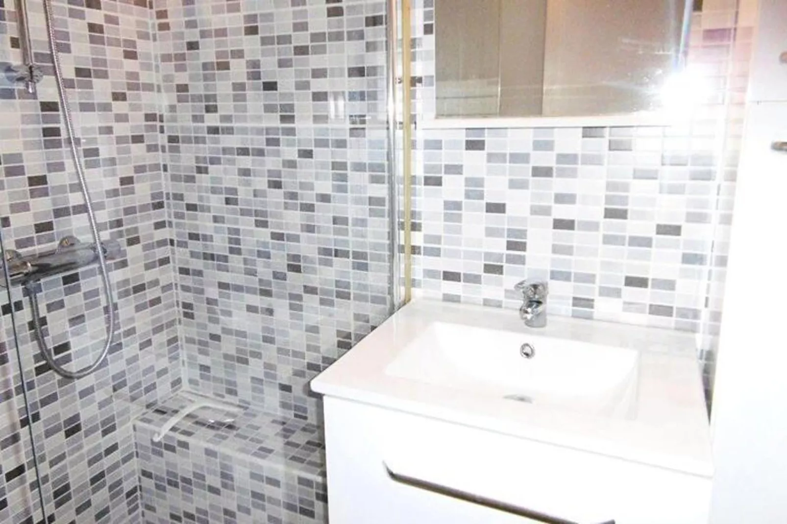 Résidence Duguay Trouin-Salle de bain