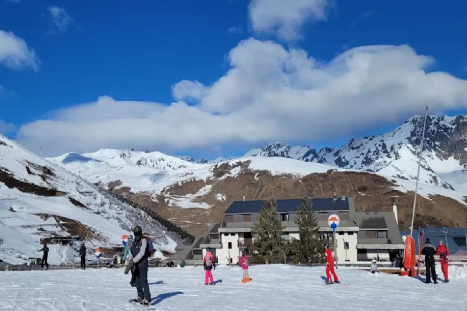 Résidence Cami Real-Area within 1km in winter
