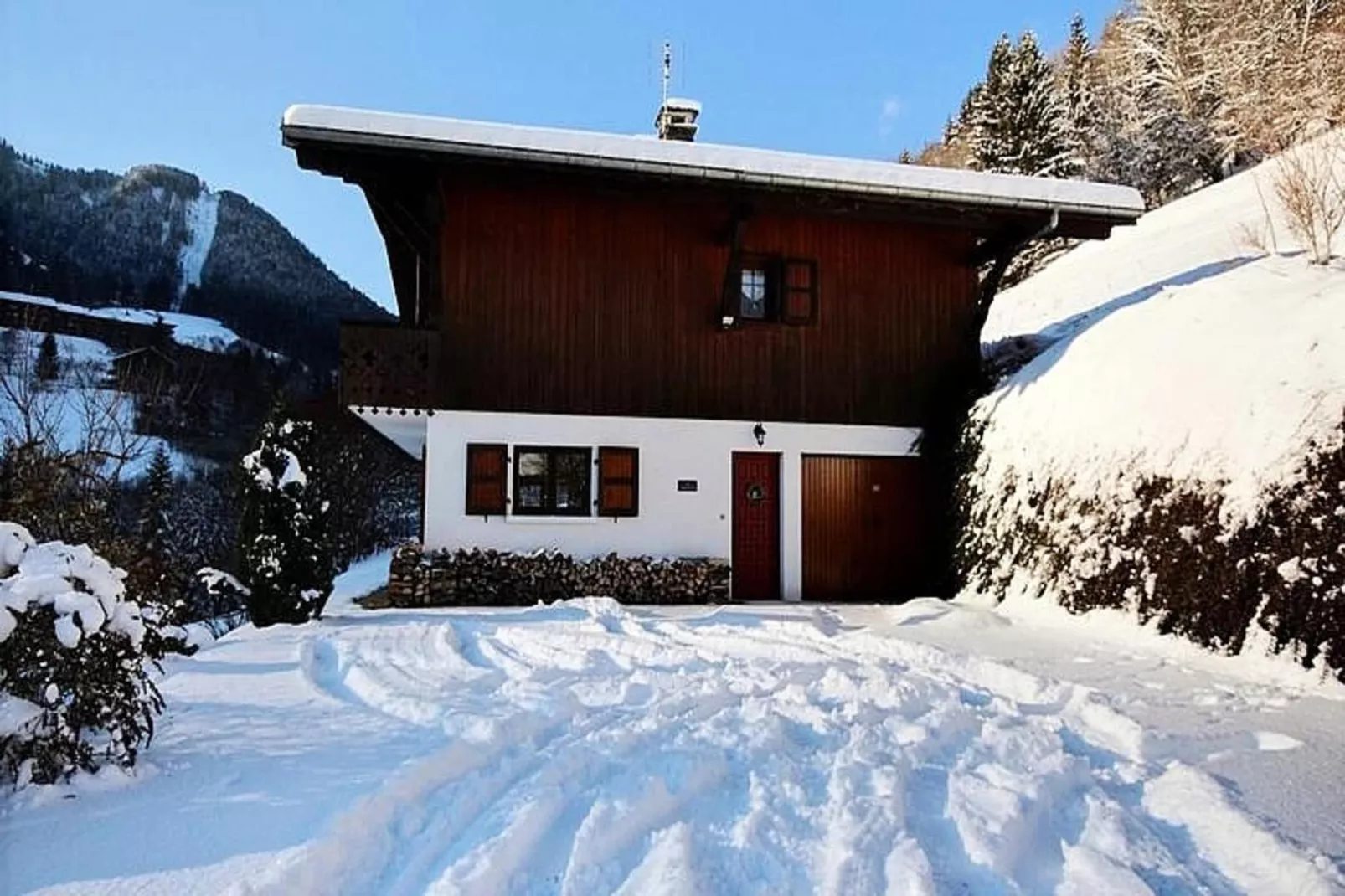 Chalets à Saint Jean d'Aulps-Extérieur hiver