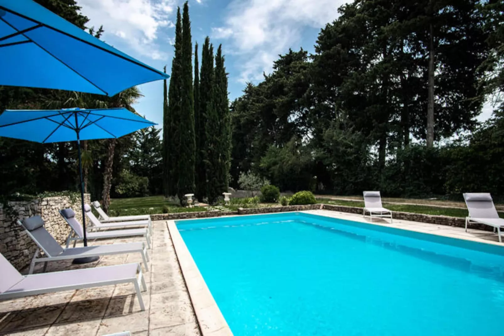 Le Mas De Jalique - Isle-sur-la-sorgue-Image-tags.