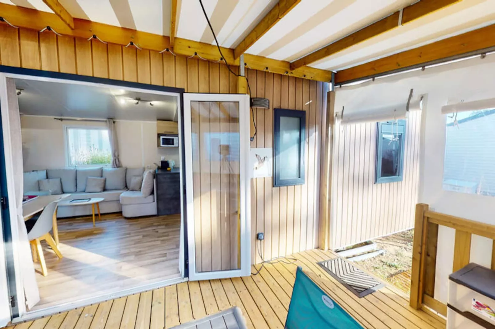 Mobil Home - Bungalow - Cottage à Saint-Hilaire-de-Riez-Image-tags.