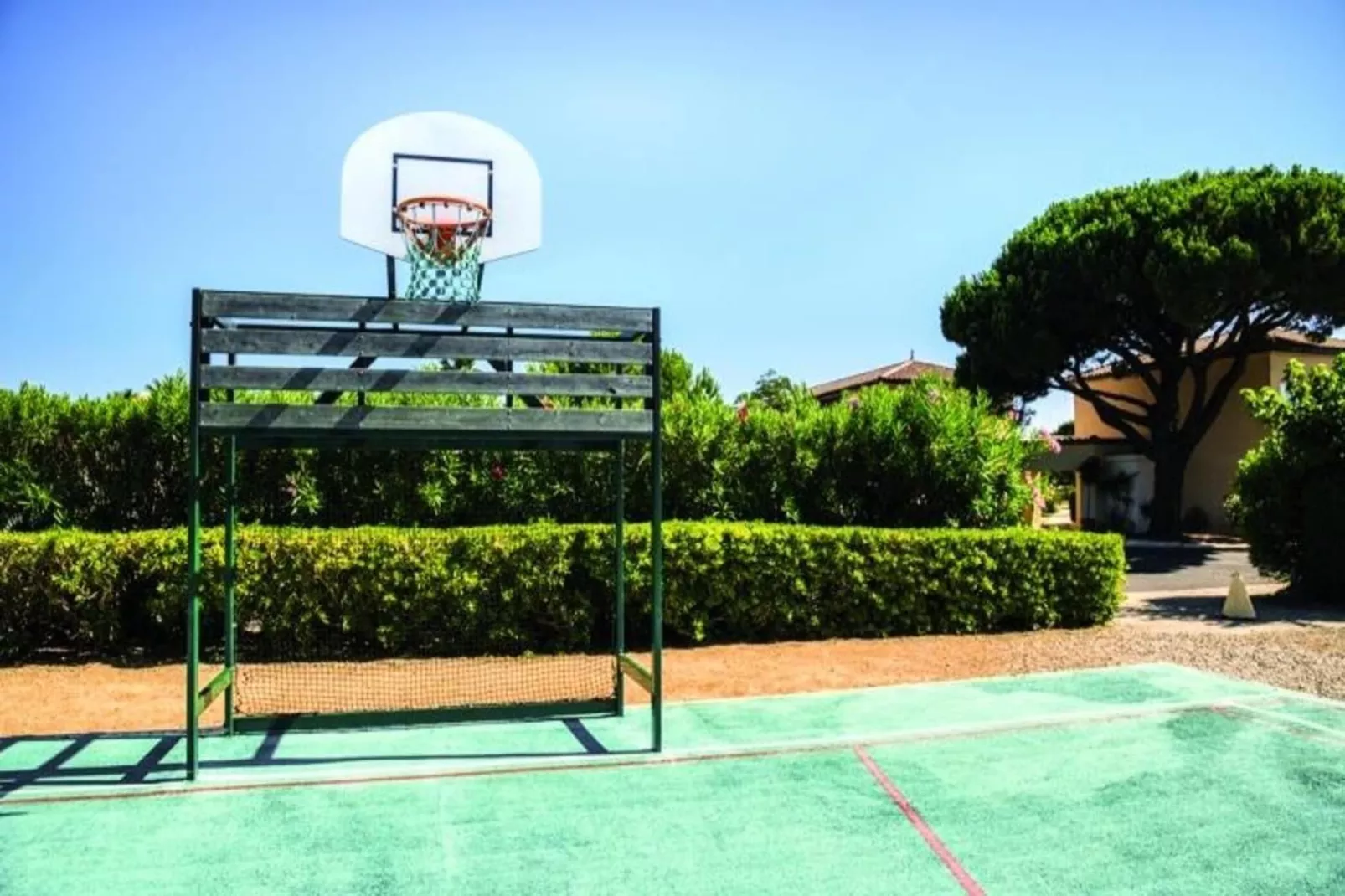 SOWELL Résidences Les Sablons***-Park facilities