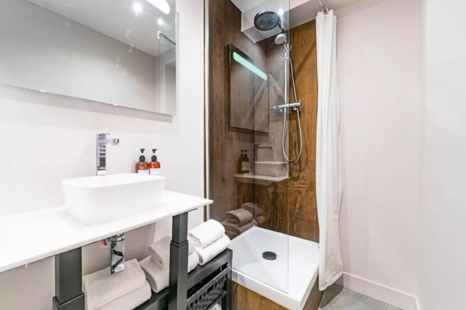 Magnifique Appartement 3 Chambres Avec Rooftop-Ambiance