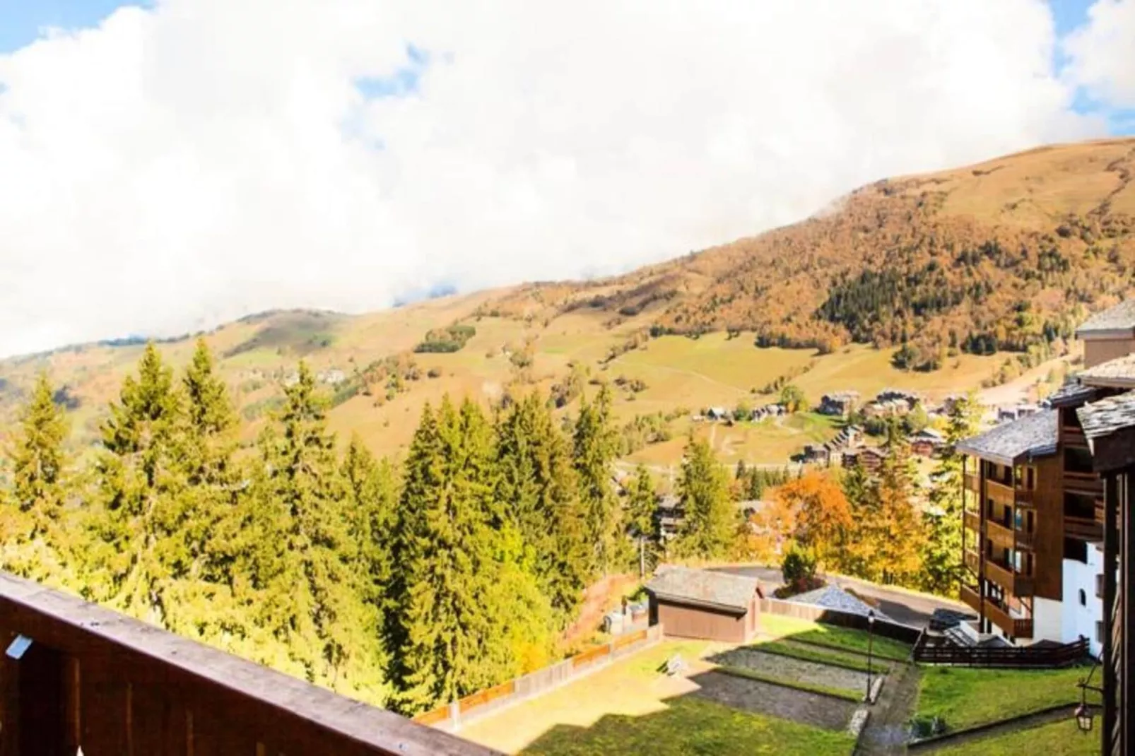 Quartier Crève Cœur - maeva Home-View in summer
