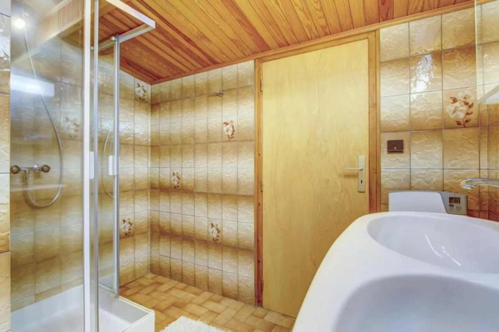 Résidence L'outo-Exterior in summer