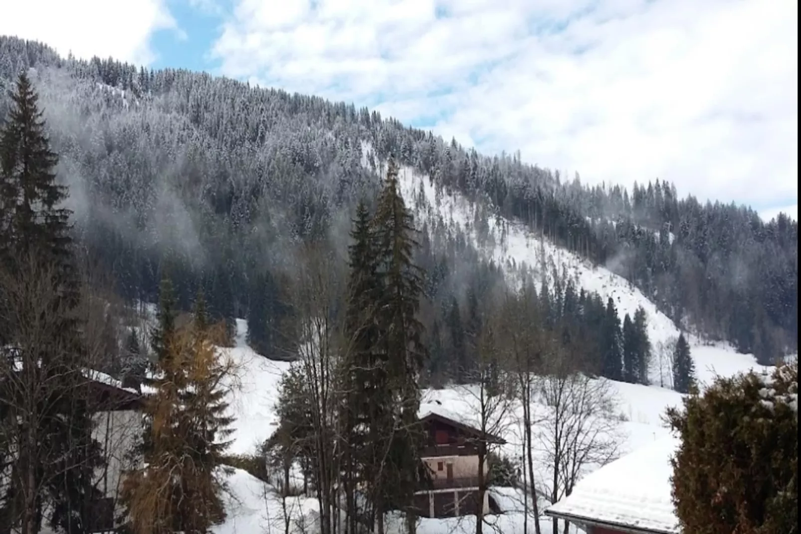 Résidence Domanial B-Außenbereich Sommer