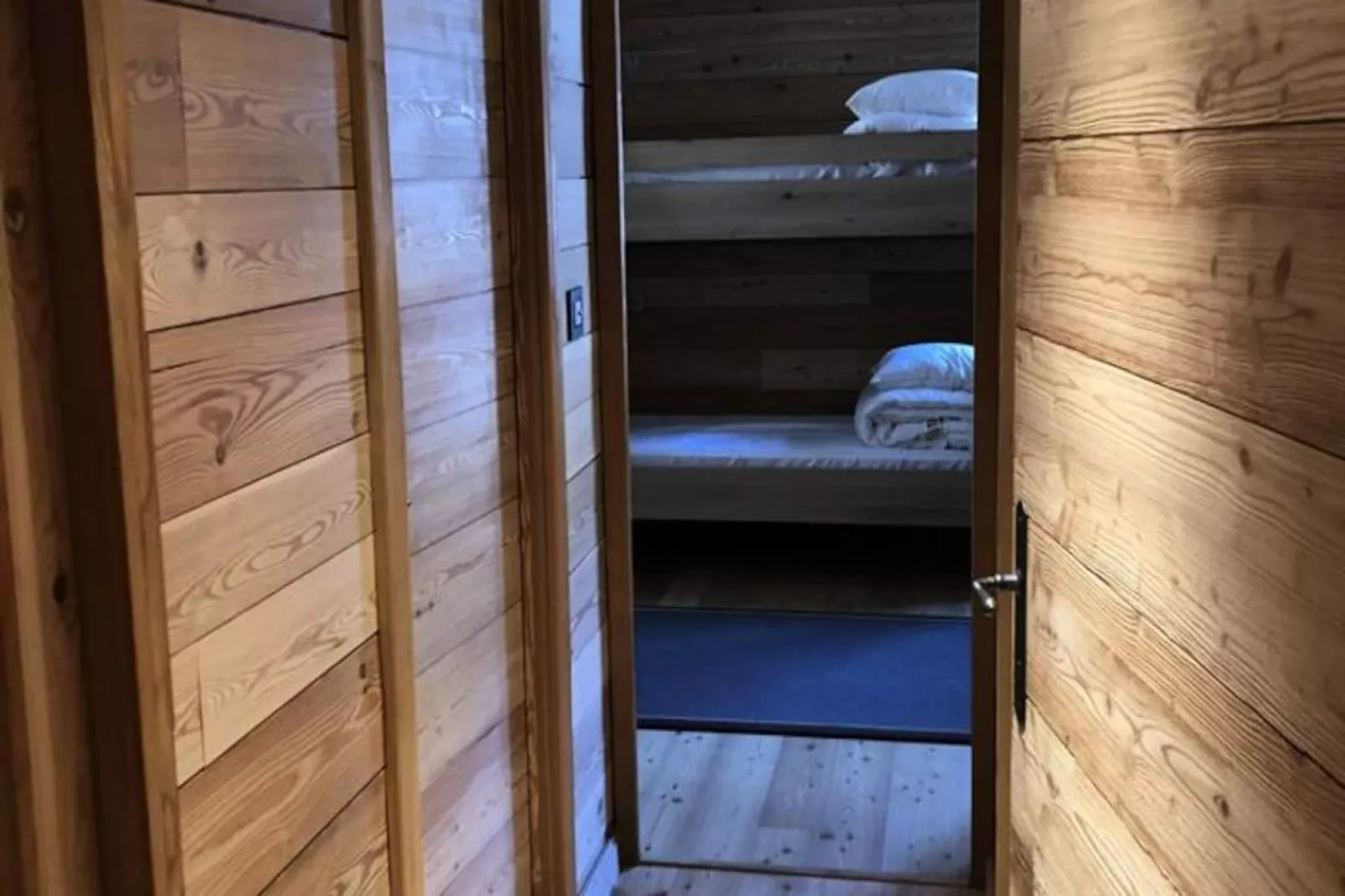 Chalet Pic Bayle-Image-tags.