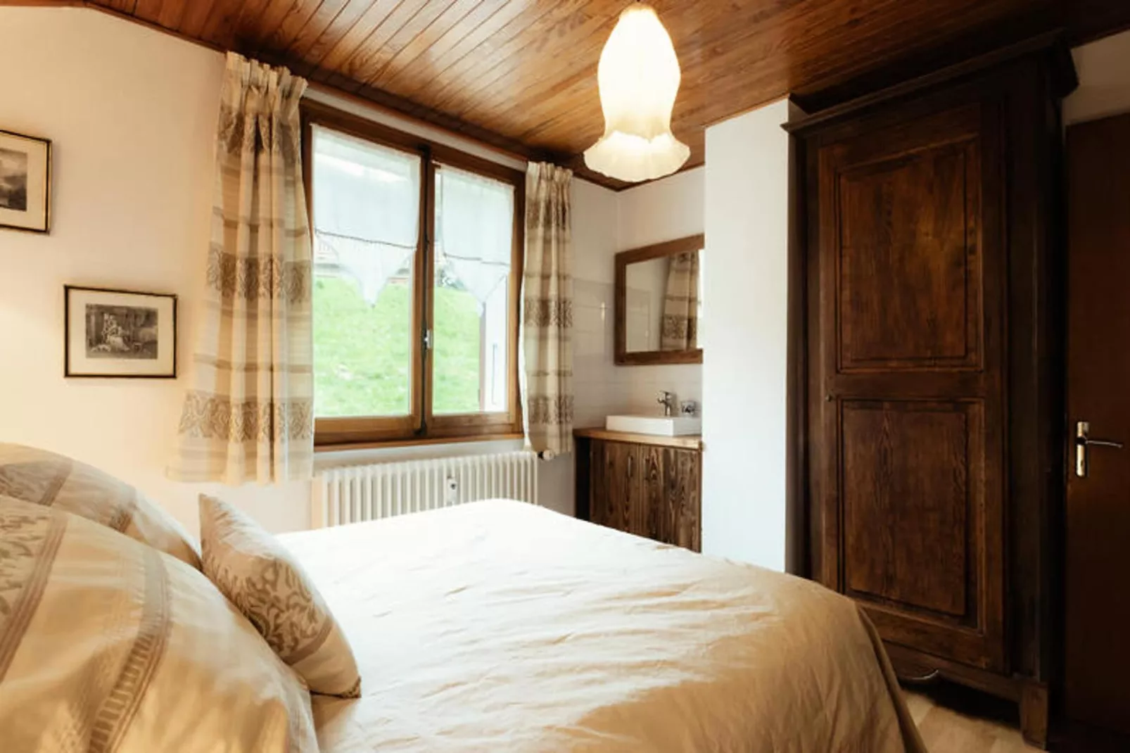 Résidence Campanes-Chambre