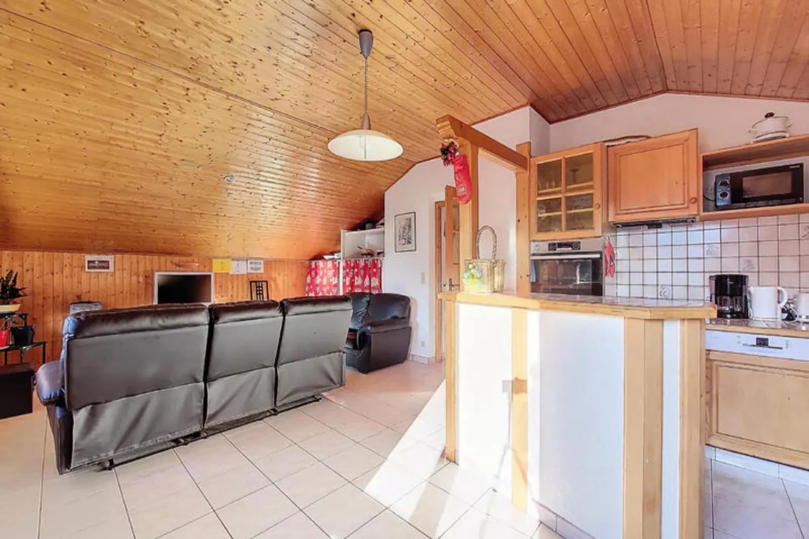 Appartements à Saint Jean d'Aulps-View in summer