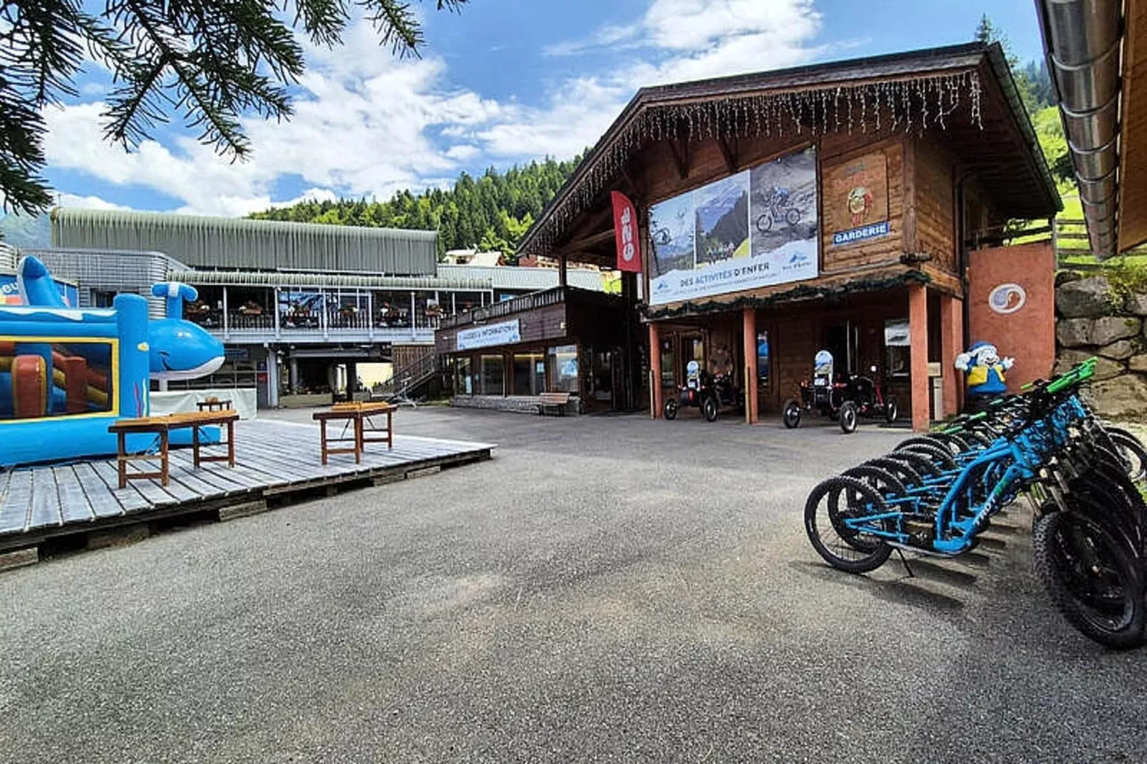 Chalets à Saint Jean d'Aulps-Zones été à 1 km