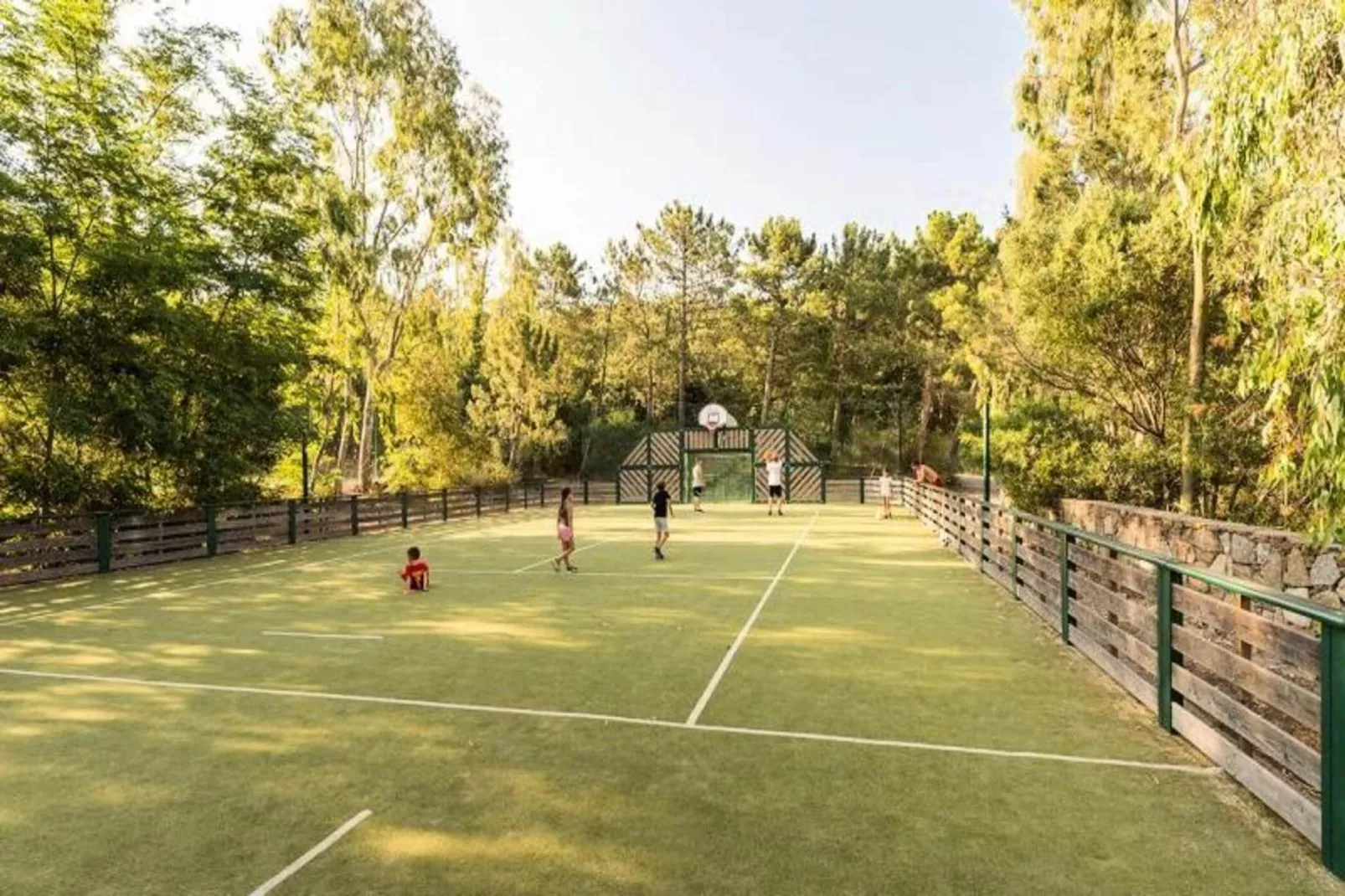 Les Appartements aux Restanques du Golfe de St Tropez - maeva Home-Exterior in summer