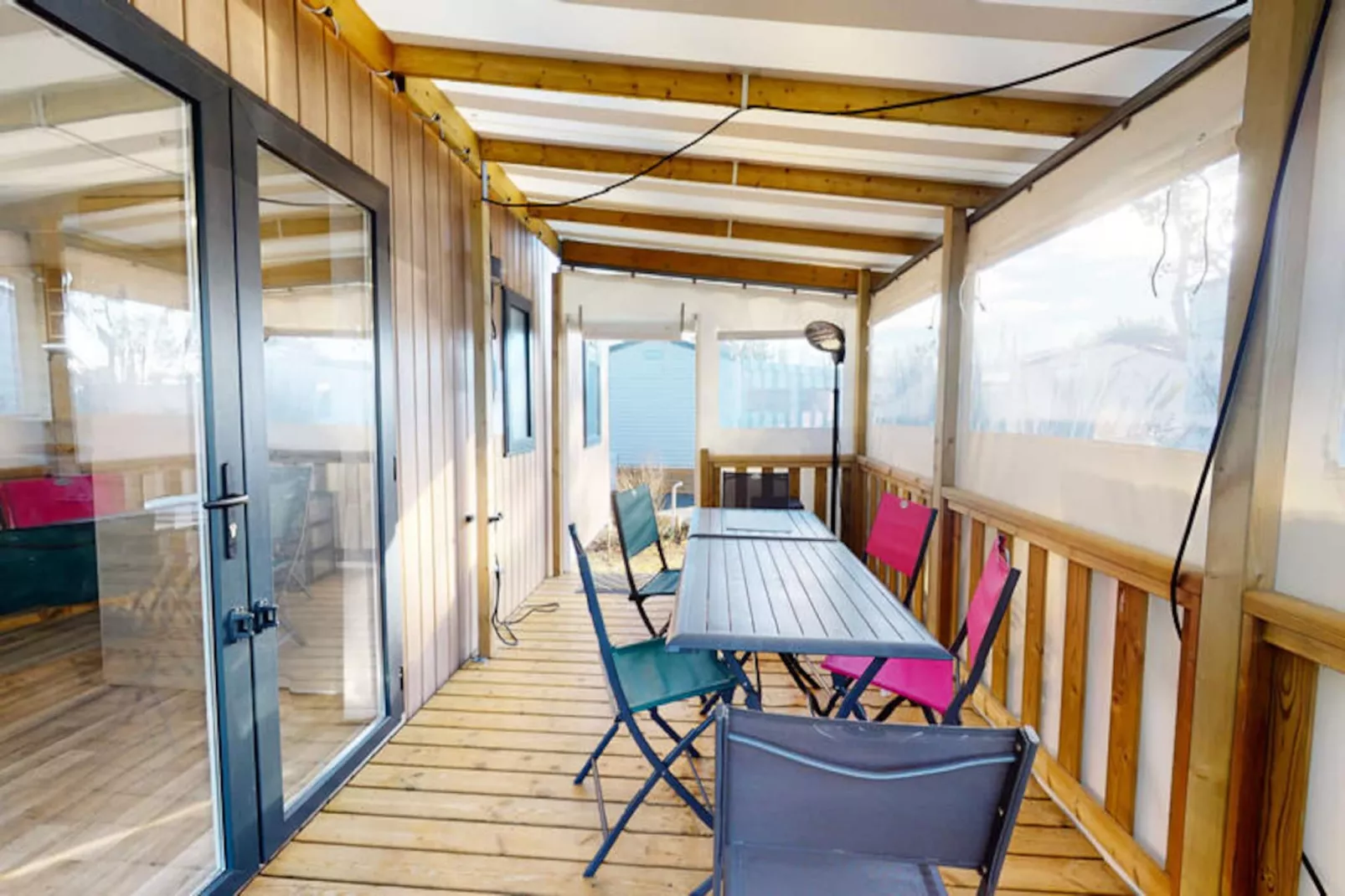 Mobil Home - Bungalow - Cottage à Saint-Hilaire-de-Riez-Image-tags.