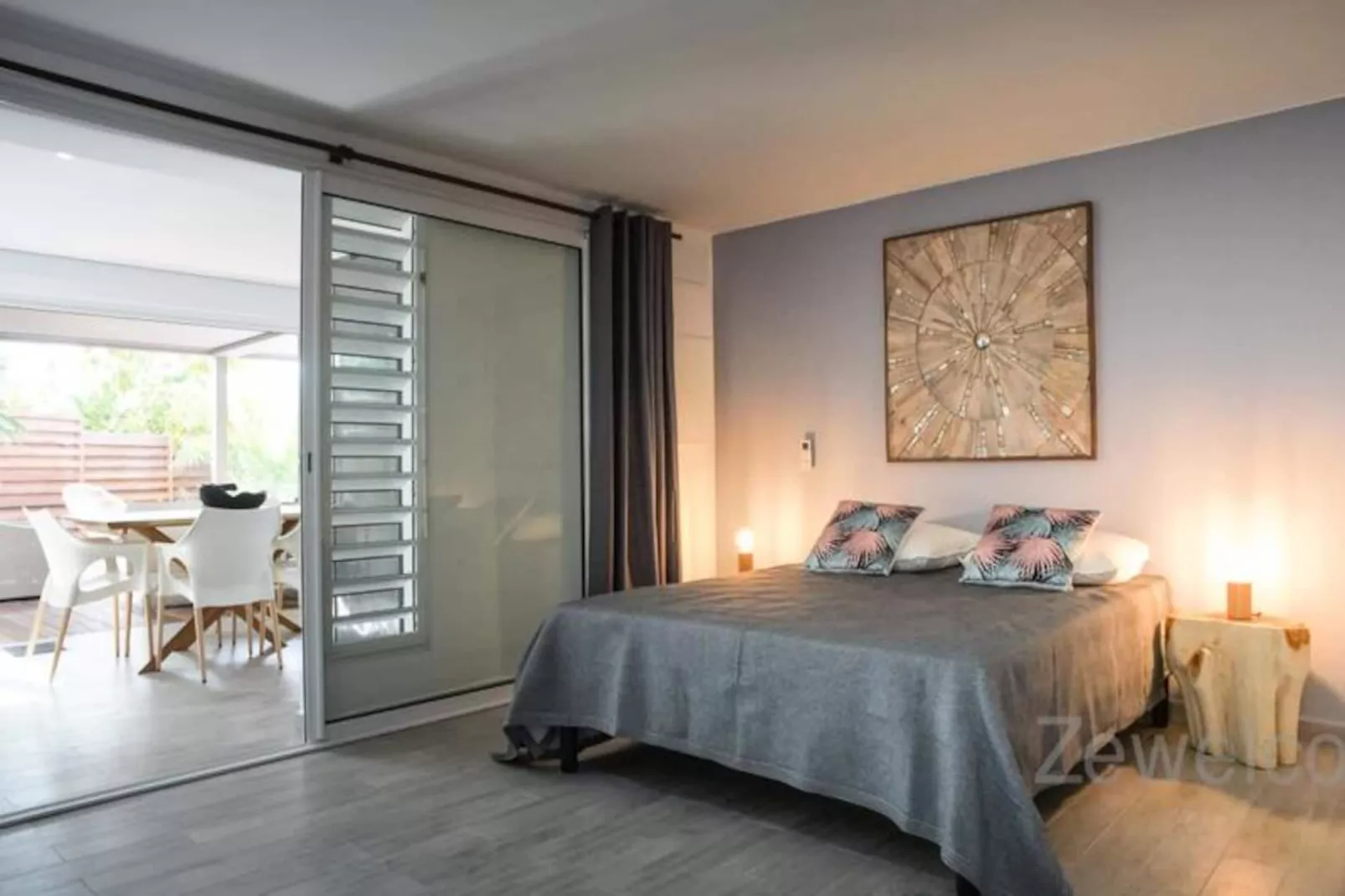 Villa Sea Side-Image-tags.