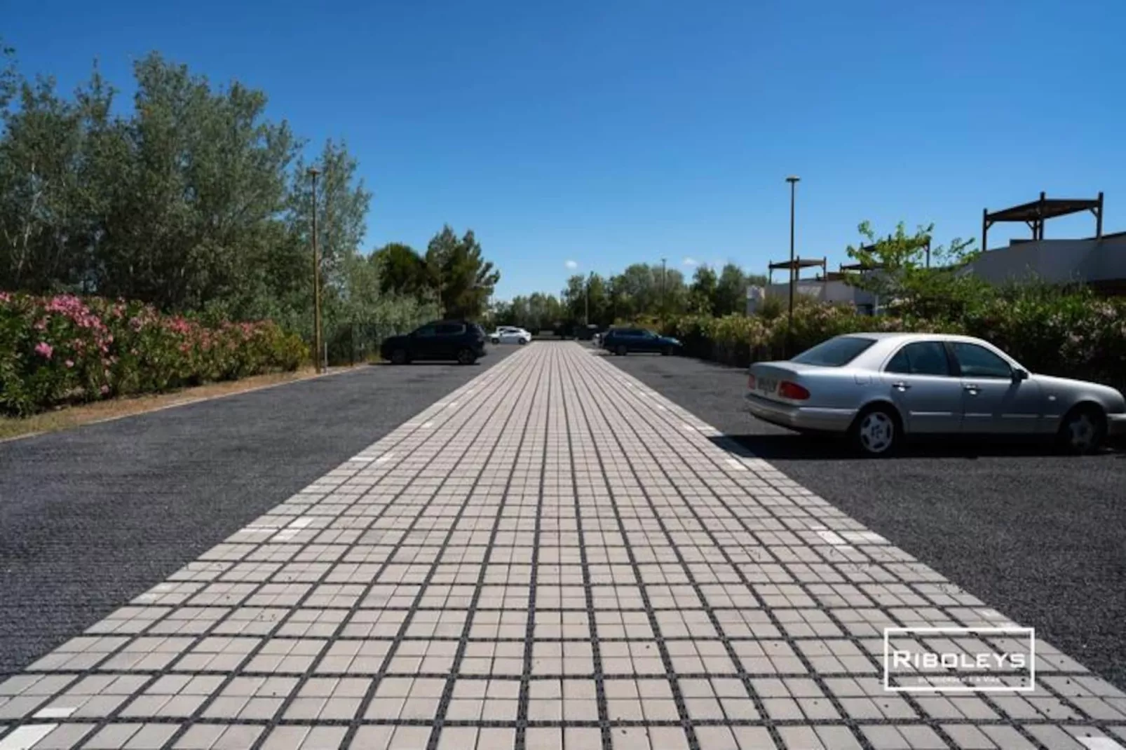 T4 Climatis&eacute; Avec Piscine &agrave; 400m De La Mer-Image-tags.