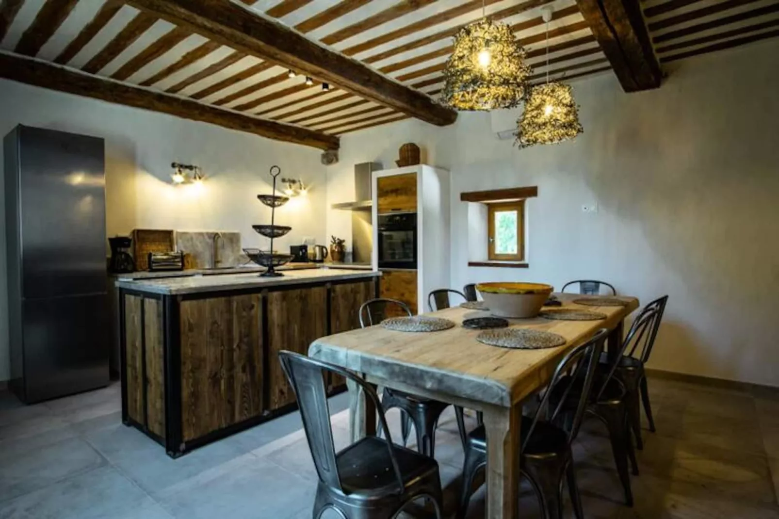 Mas Sylvie - Isle-sur-la-sorgue-Image-tags.