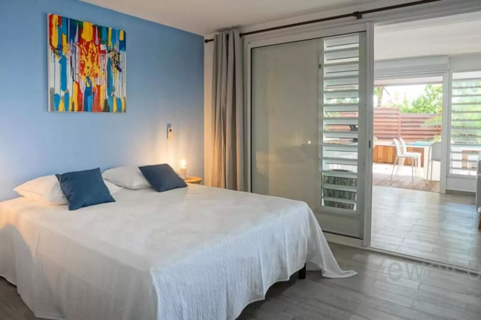 Villa Sea Side-Image-tags.