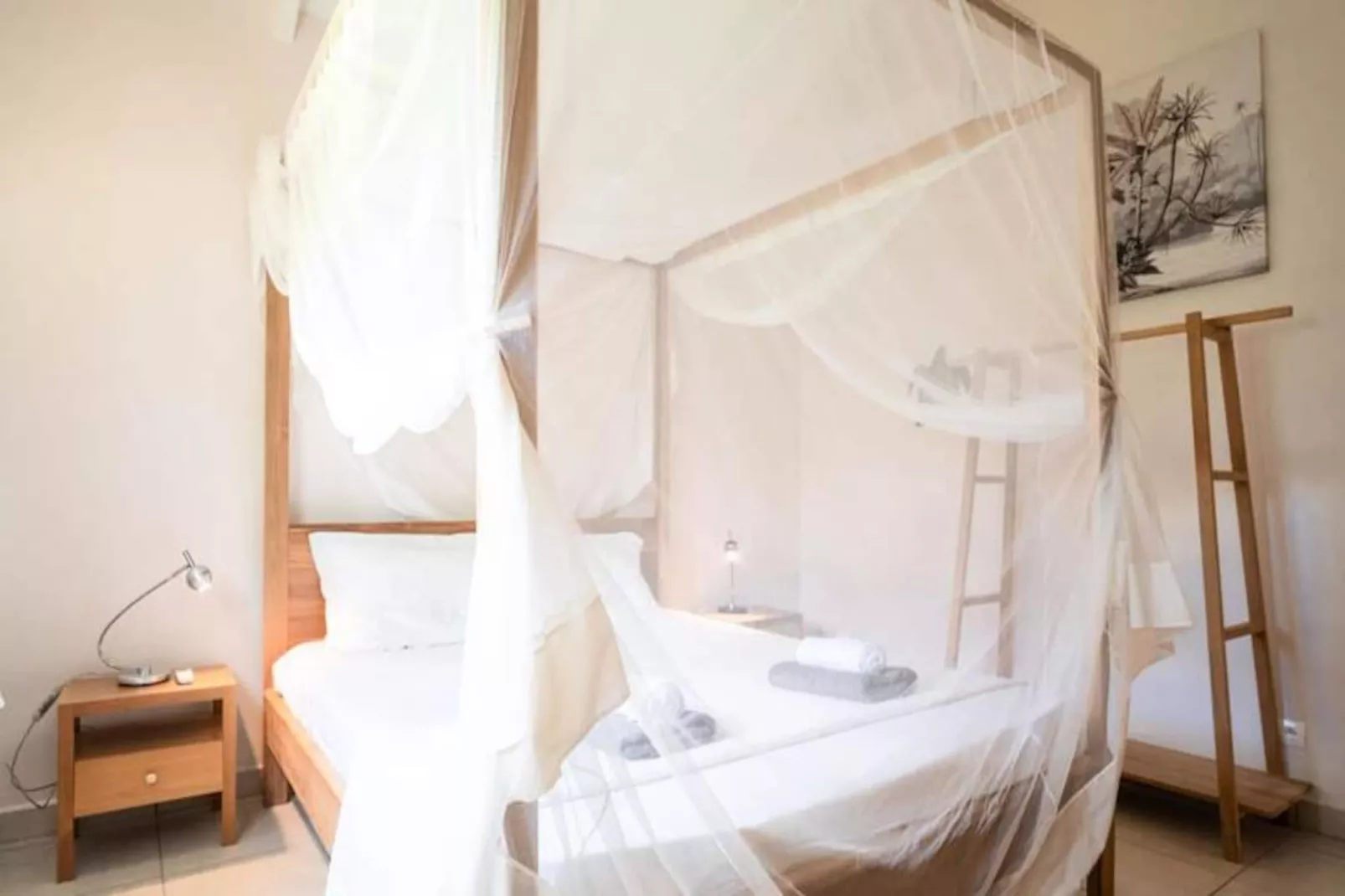 Villa Gwada-Image-tags.