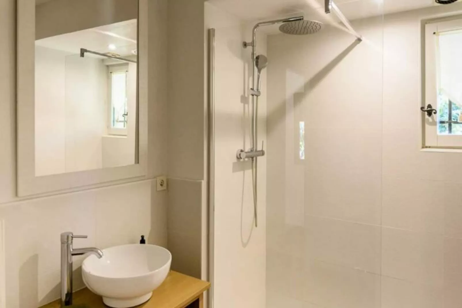 Bastide Dou Pastre Family Friendly House-Image-tags.