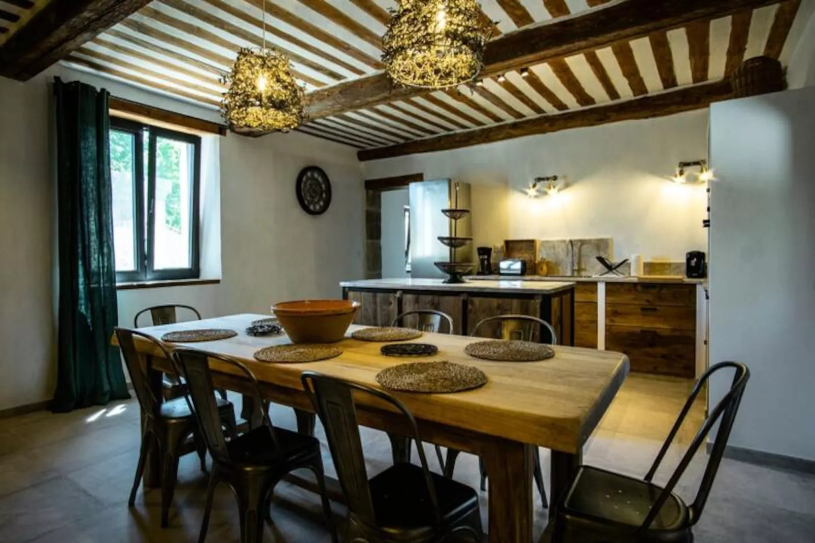 Mas Sylvie - Isle-sur-la-sorgue-Image-tags.