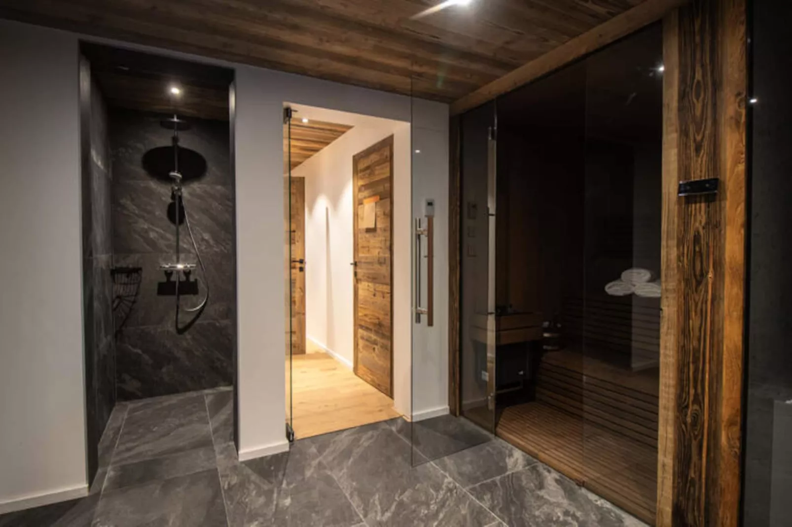 Chalets à Les Gets-Image-tags.