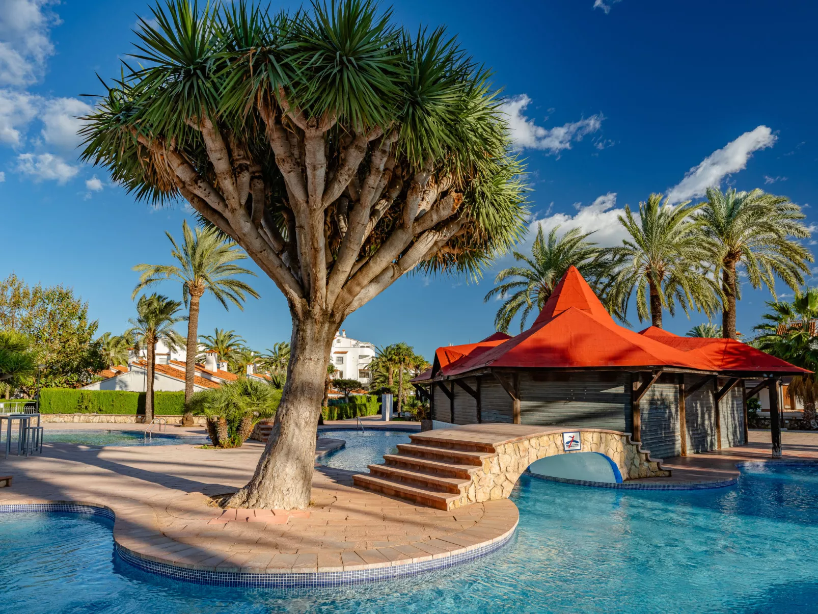 Residencia La Perla-Draußen