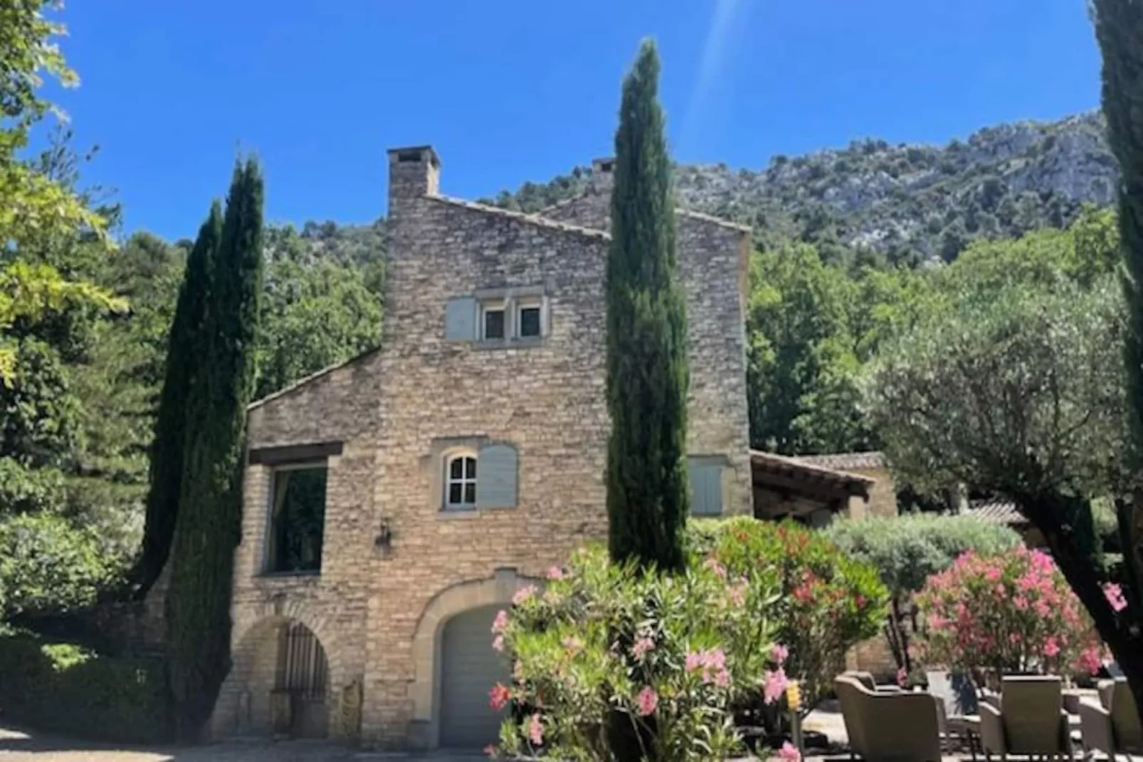 Propri&eacute;t&eacute; D'exception Au Coeur Du Luberon-Image-tags.