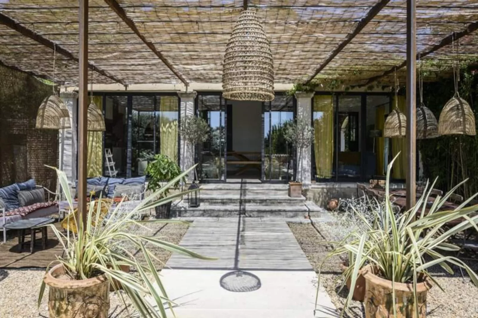 Bastide Dou Pastre Family Friendly House-Image-tags.