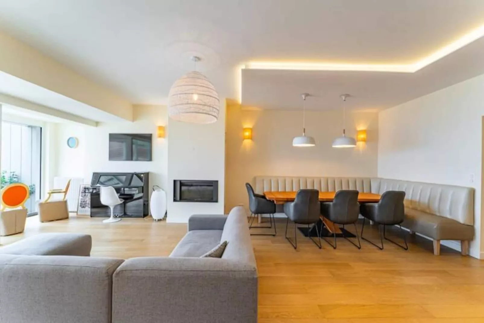 Somptueuse Demeure Arcachonnaise De Caract&egrave;re Avec Acc&egrave;s Direct &agrave; La Plage-Image-tags.