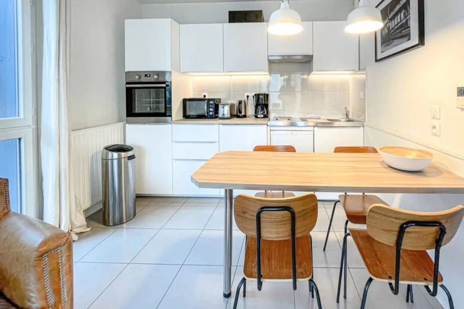 Appartement Rayonnant Et Moderne Tr&egrave;s Bien Situ&eacute;, Proche De La Cit&eacute; Du Vin-Image-tags.