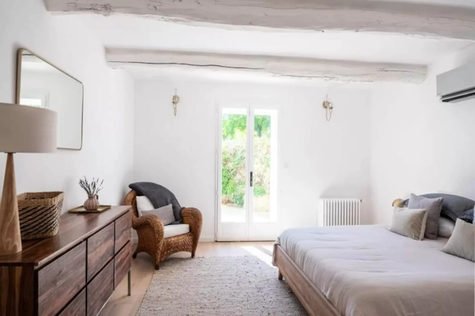 Villa Les Saffres, Somptueux Mas &agrave; Malaucene-Image-tags.