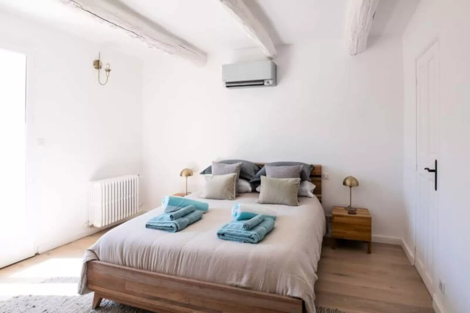 Villa Les Saffres, Somptueux Mas &agrave; Malaucene-Image-tags.