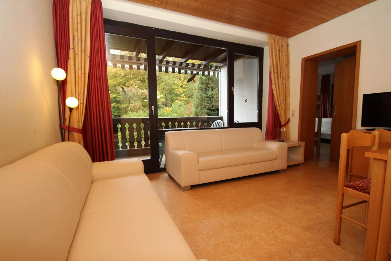 Jagdkopf 1 OG-Living room