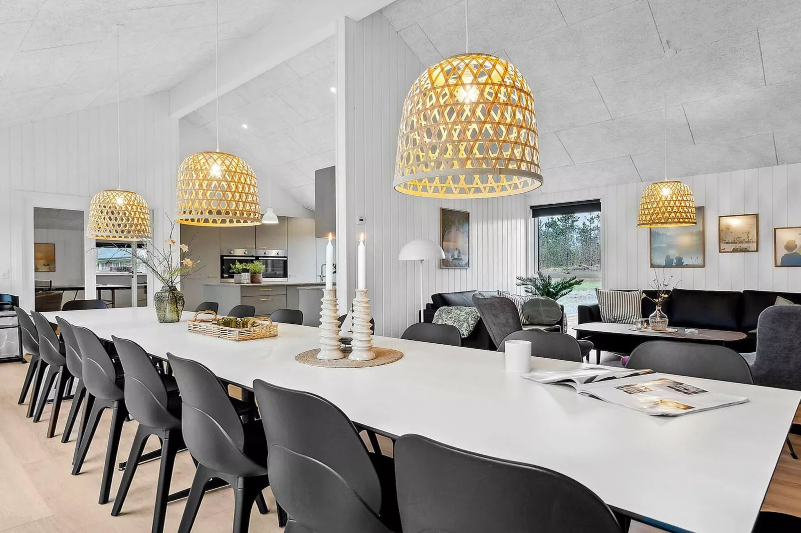 Retraite spacieuse pour 20 -- By Traum Ferienwohnungen-Intérieur