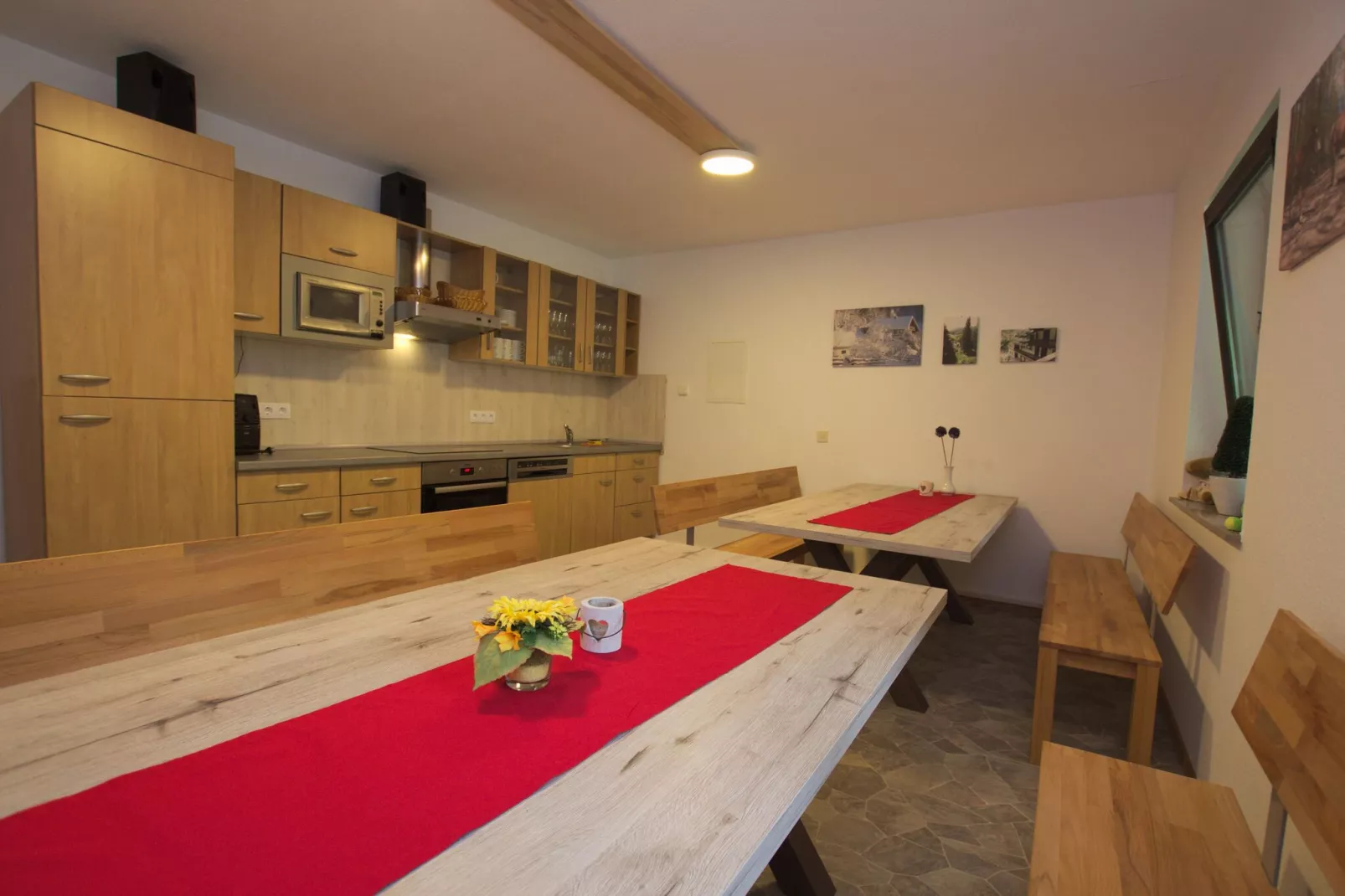 Jagdkopf 1 OG-Dining room