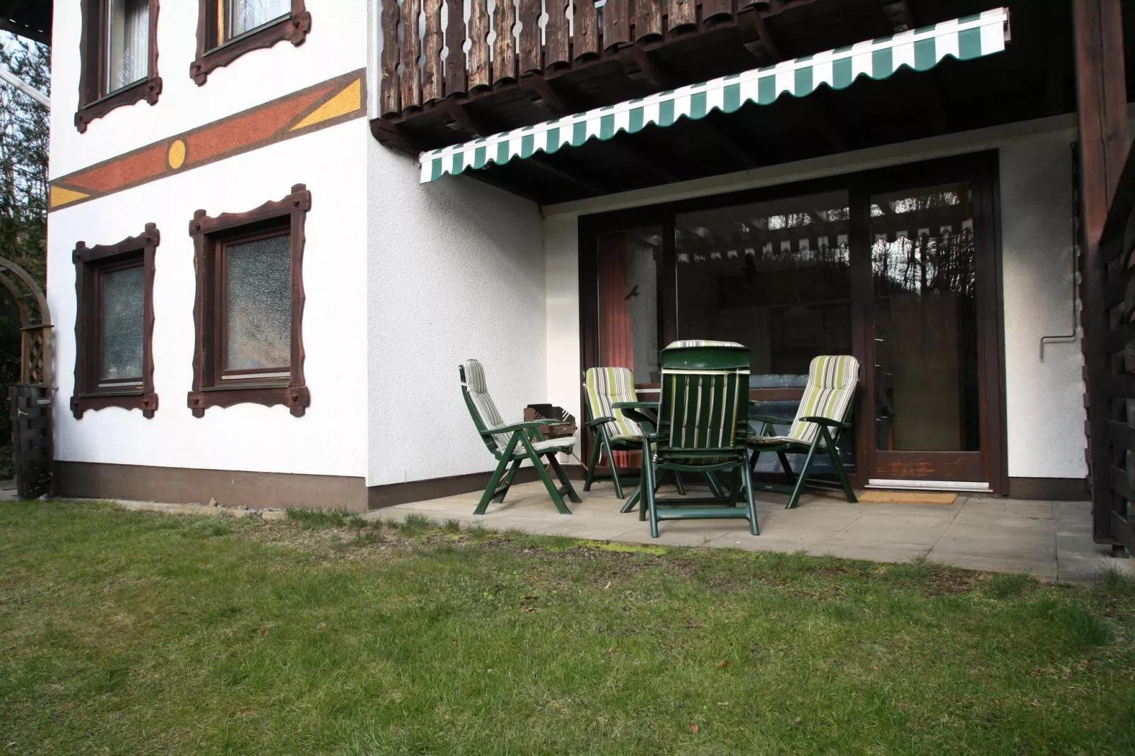 Ganzes Haus-Terrace balcony