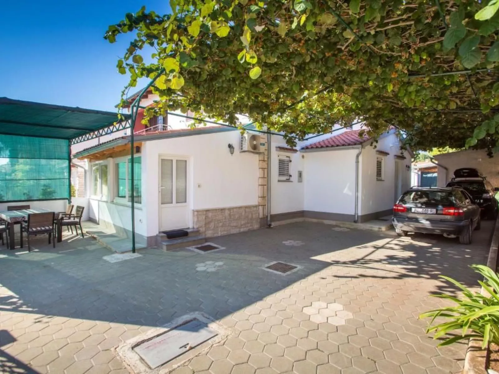 "Kiwi" mit Whirlpool