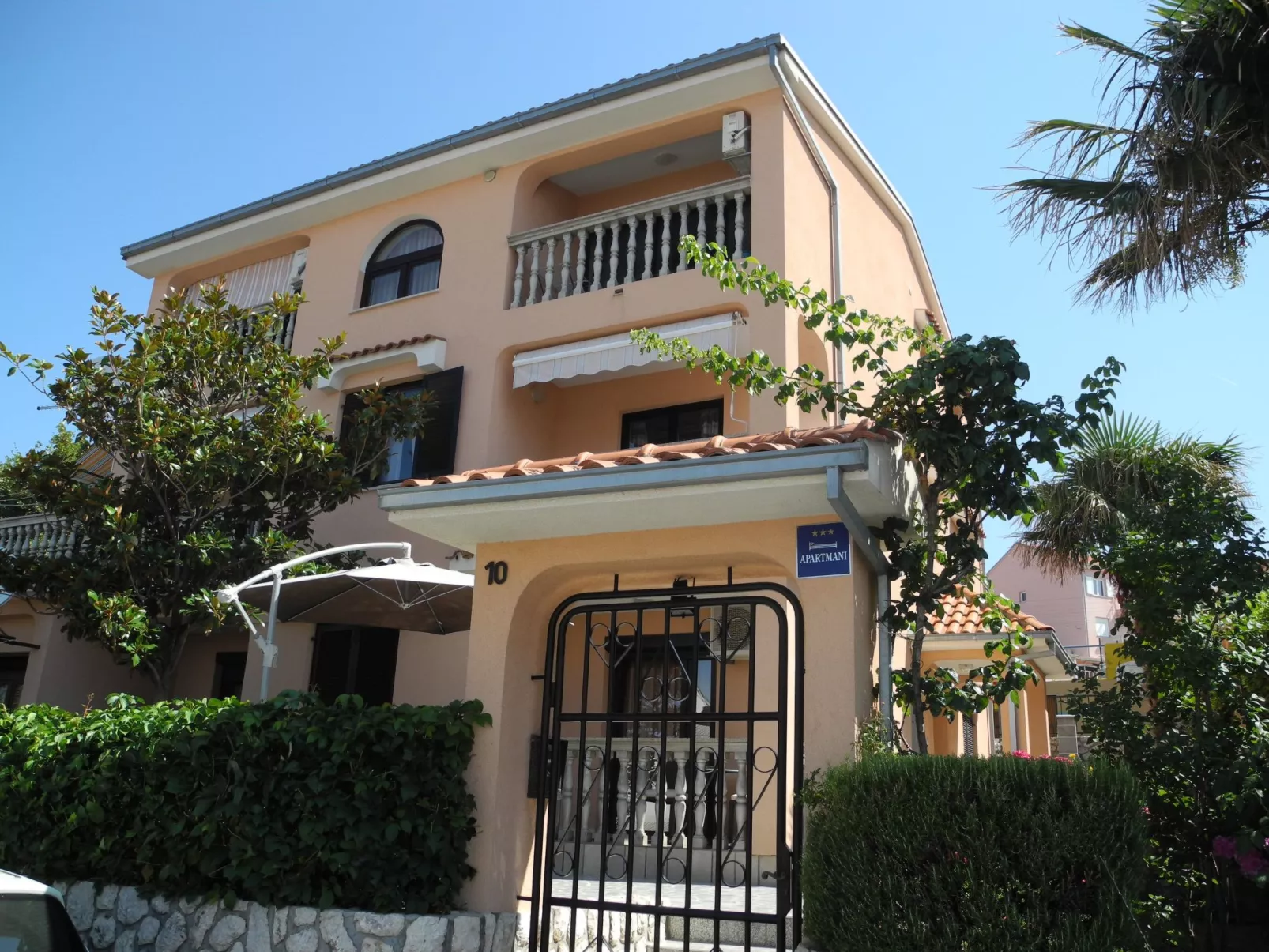 Wohnung in Crikvenica mit Grill und Terrasse