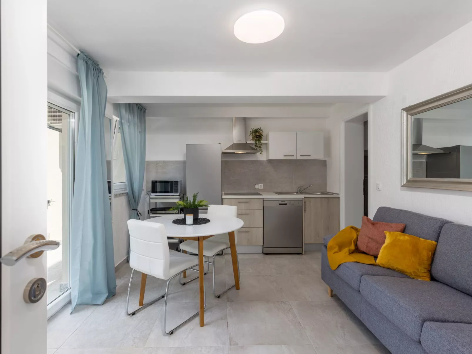 Moderne Wohnung in Crikvenica mit Pool
