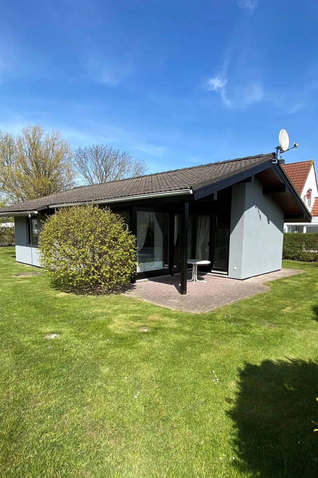 E15 Freistehendes Haus am Eckwarderhörner Deich