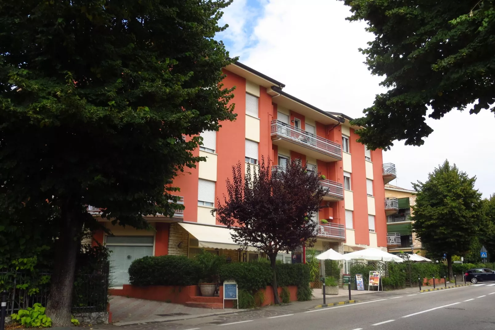 Residence Doria, Garda-Bilo 4-Außenbereich Sommer