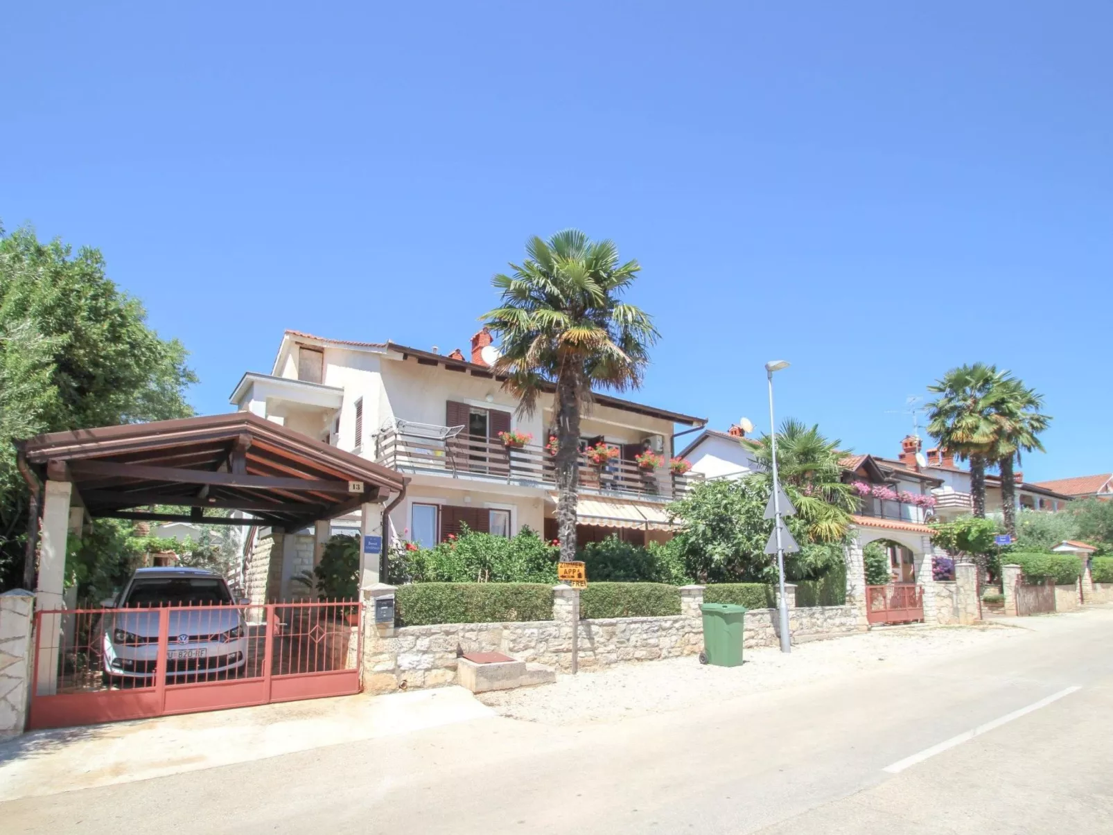 Vinka in Strandnähe