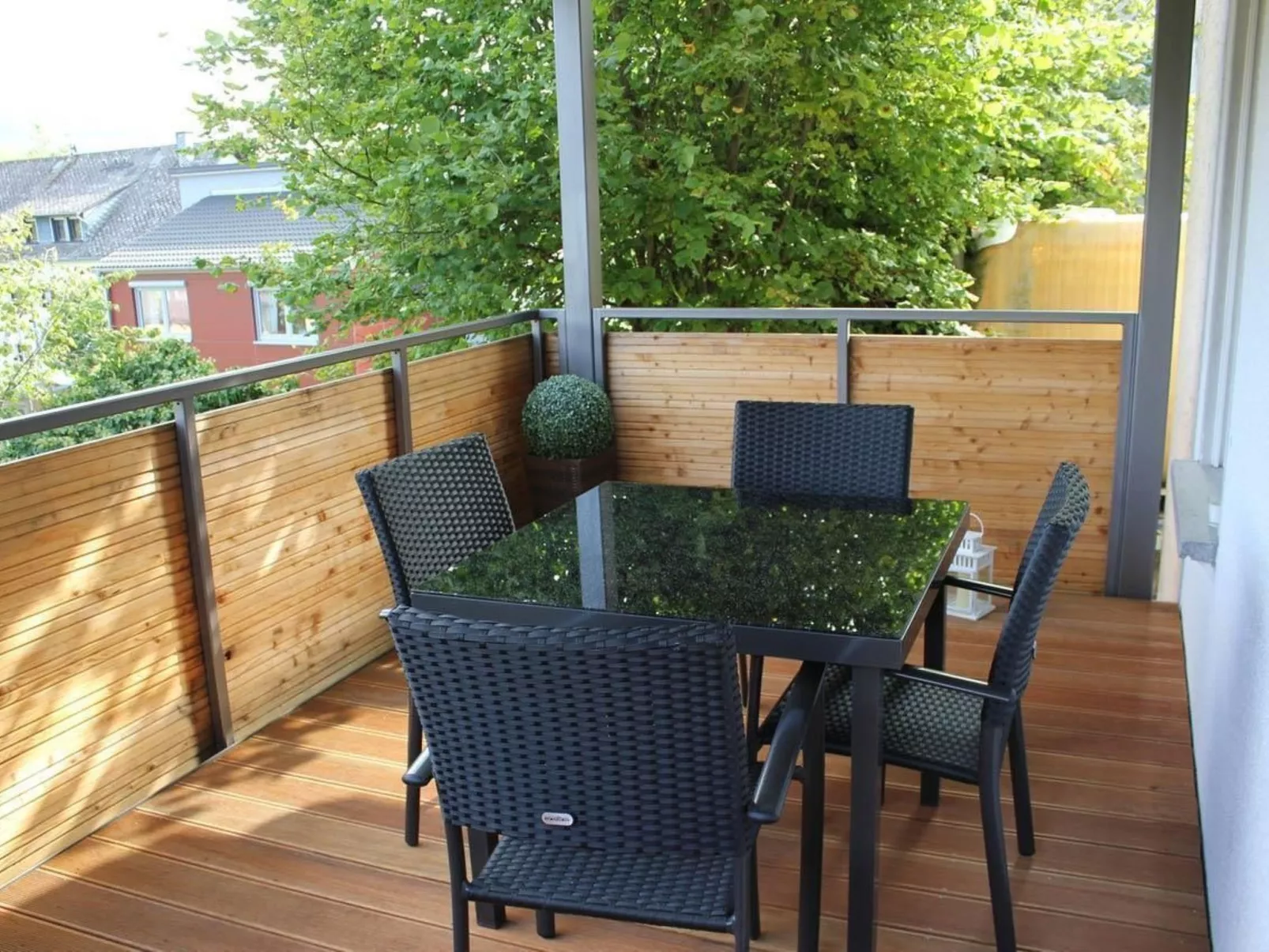 Schiefer Blick, Wohnung mit Terrasse und Balkon