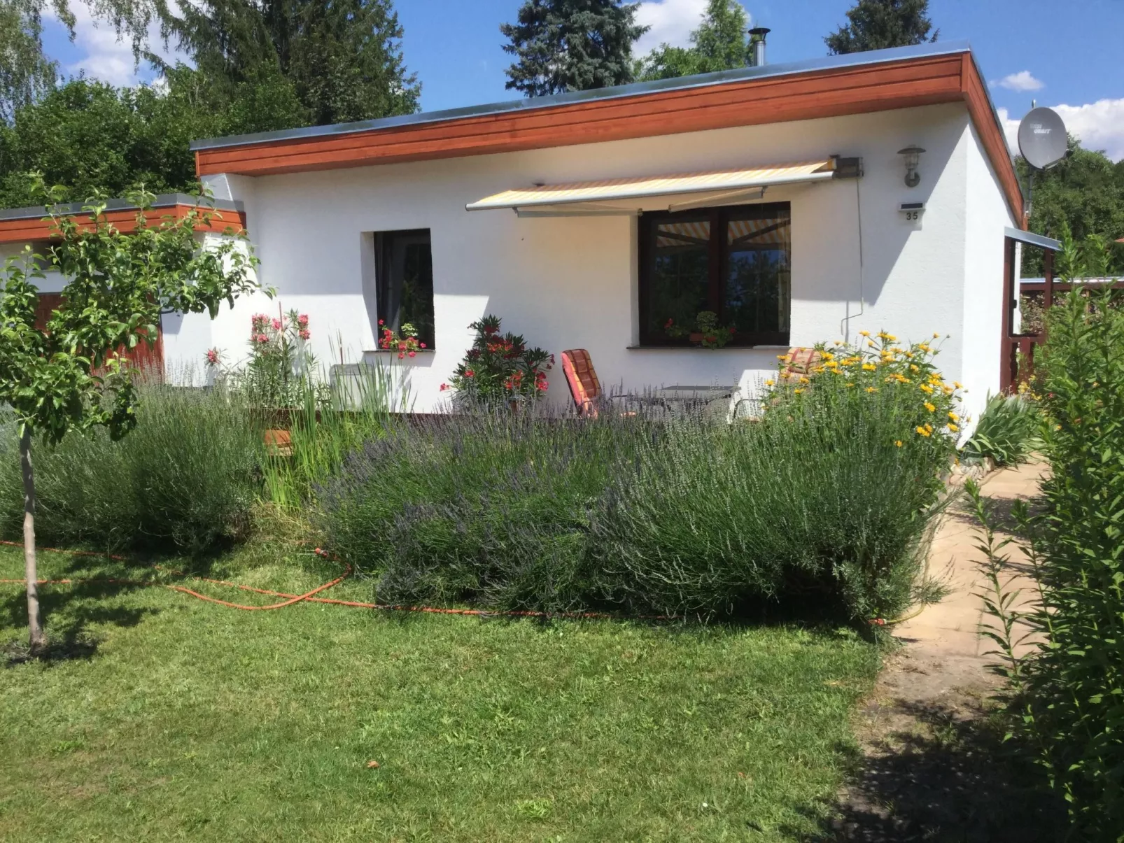Kleines Ferienhaus in Rangsdorf mit großem Garten