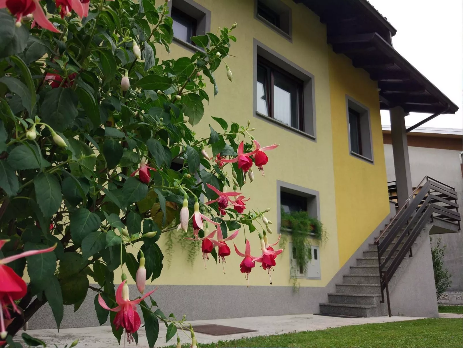 Mit eigener Sonnenterrasse