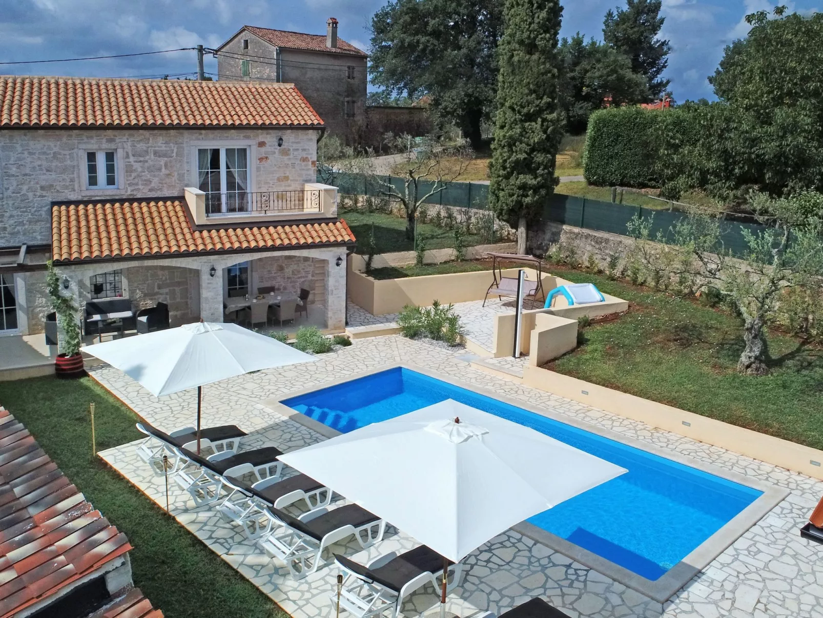 Mit Privatpool für 6 Personen ca. 130 m&sup2; in Markovici, Istrien (Binnenland