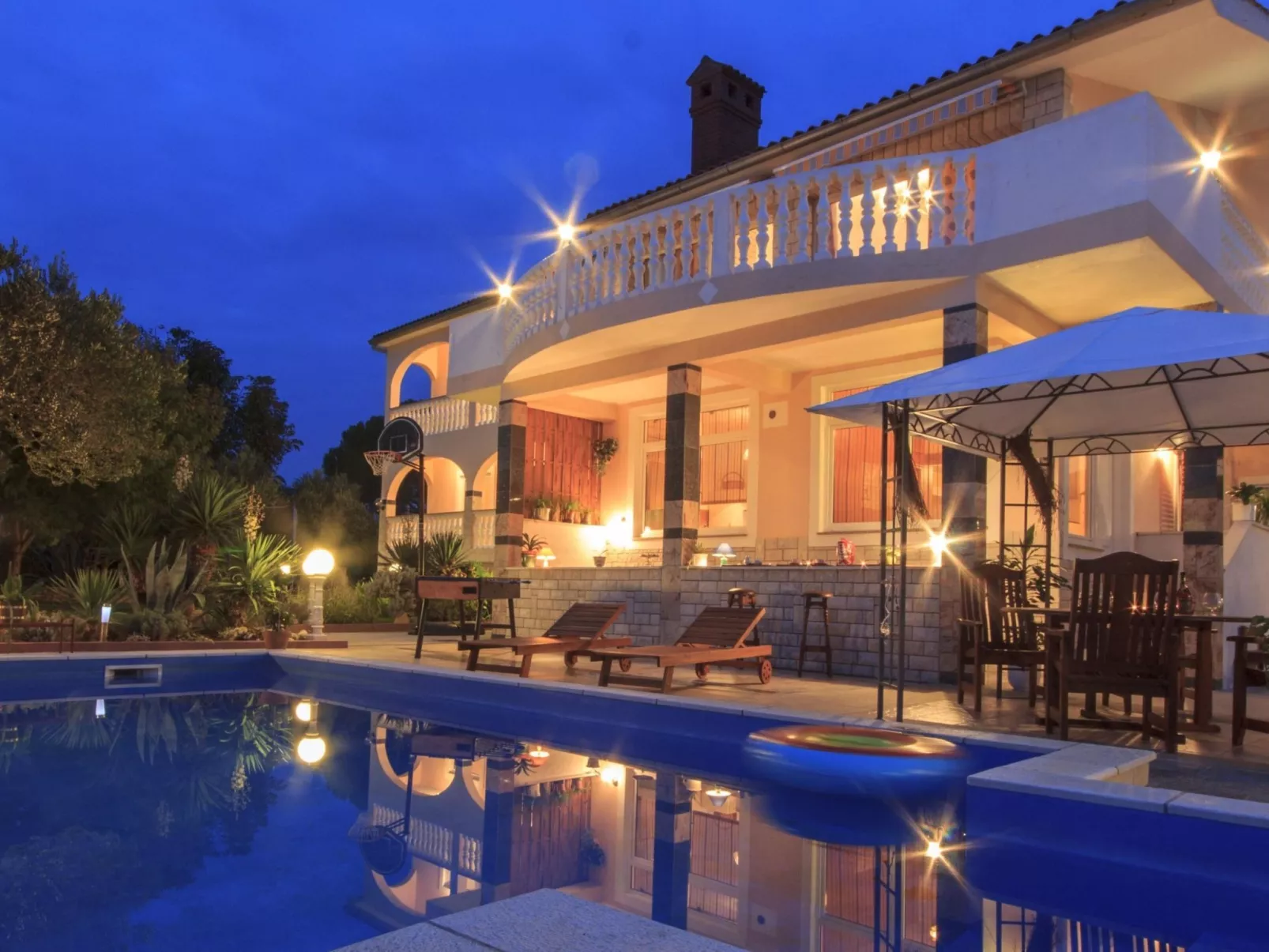 Villa Natalia Peroj,  mit privaten Pool