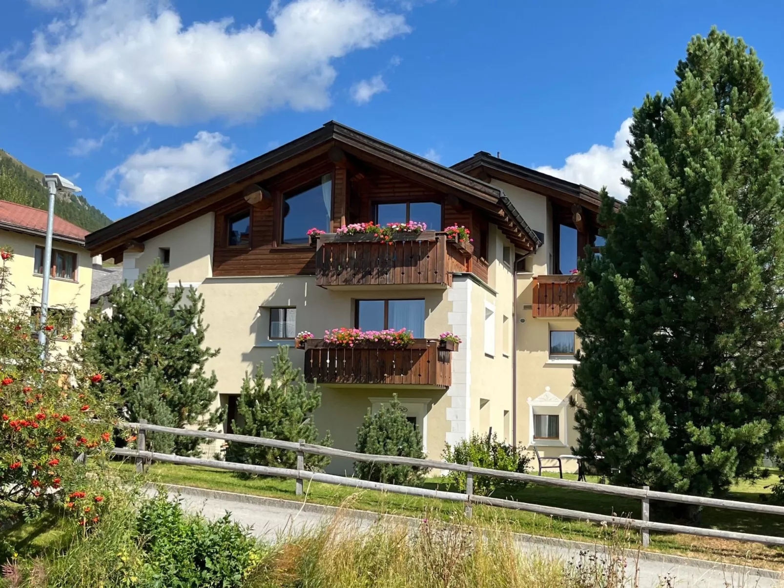 Celerina Chesa Aivla